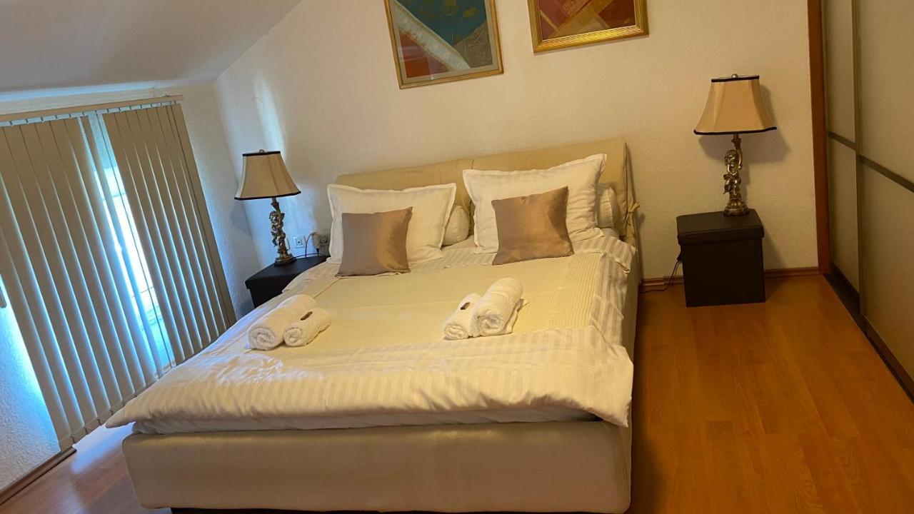 Apartment A1 Sea Downtown & Protected Parking